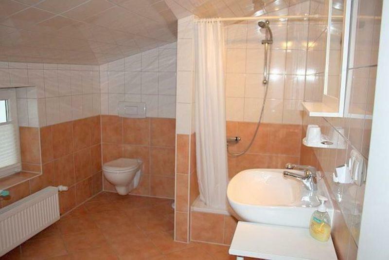 Ruegen_Fewo 241 Putbus Ngoại thất bức ảnh